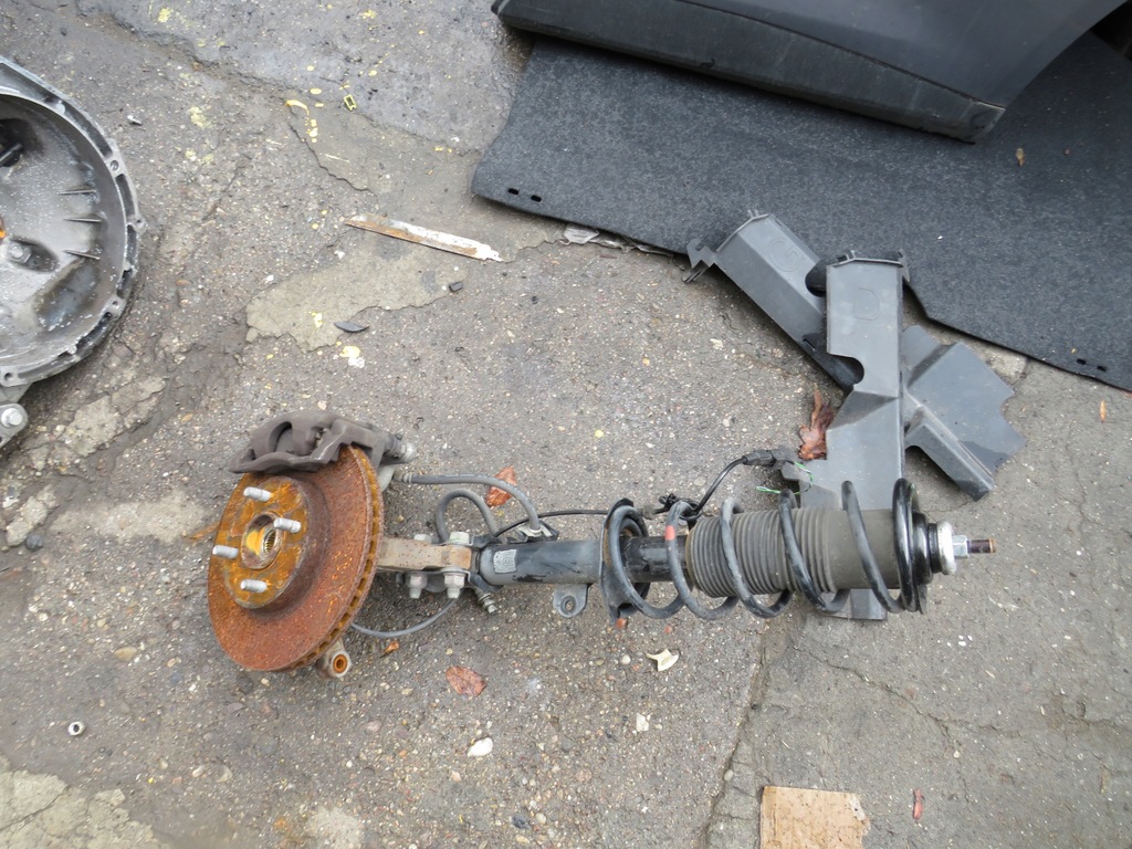 фото №1, Левая поворотный кулак nissan note ii 2