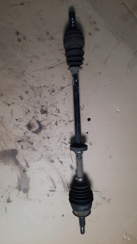 фото №1, Приводной вал правая volvo s40 1.8b