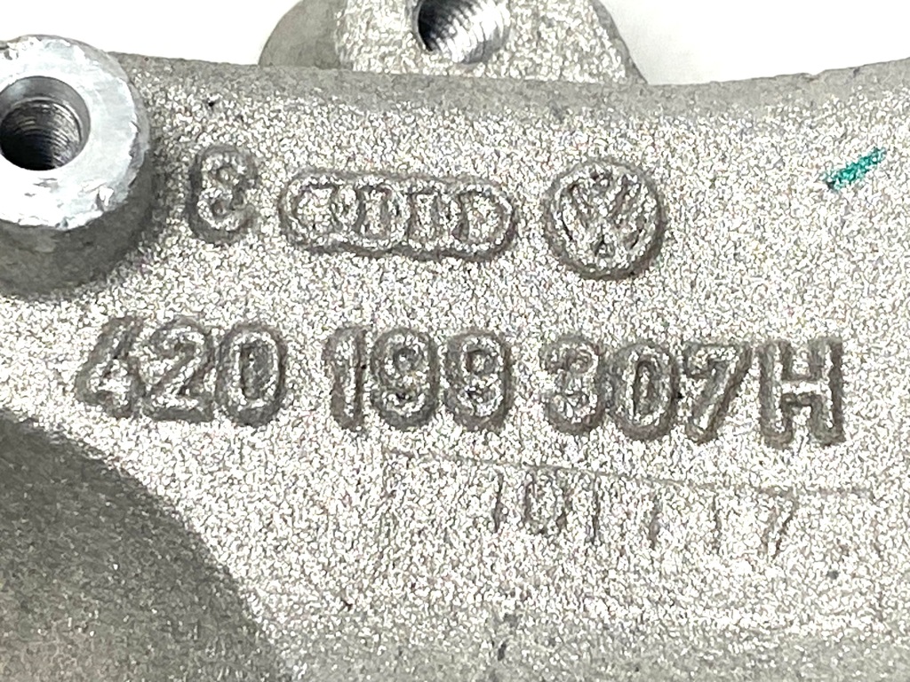 фото №4, Підпора ліва двигуна audi r8 5.2 fsi 420199307h