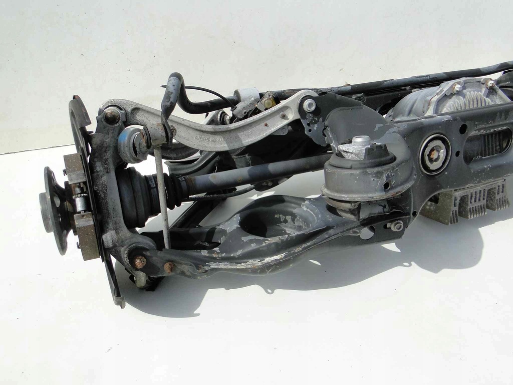 фото №2, Mercedes e klasa 212 lift приводной вал задняя 63 amg