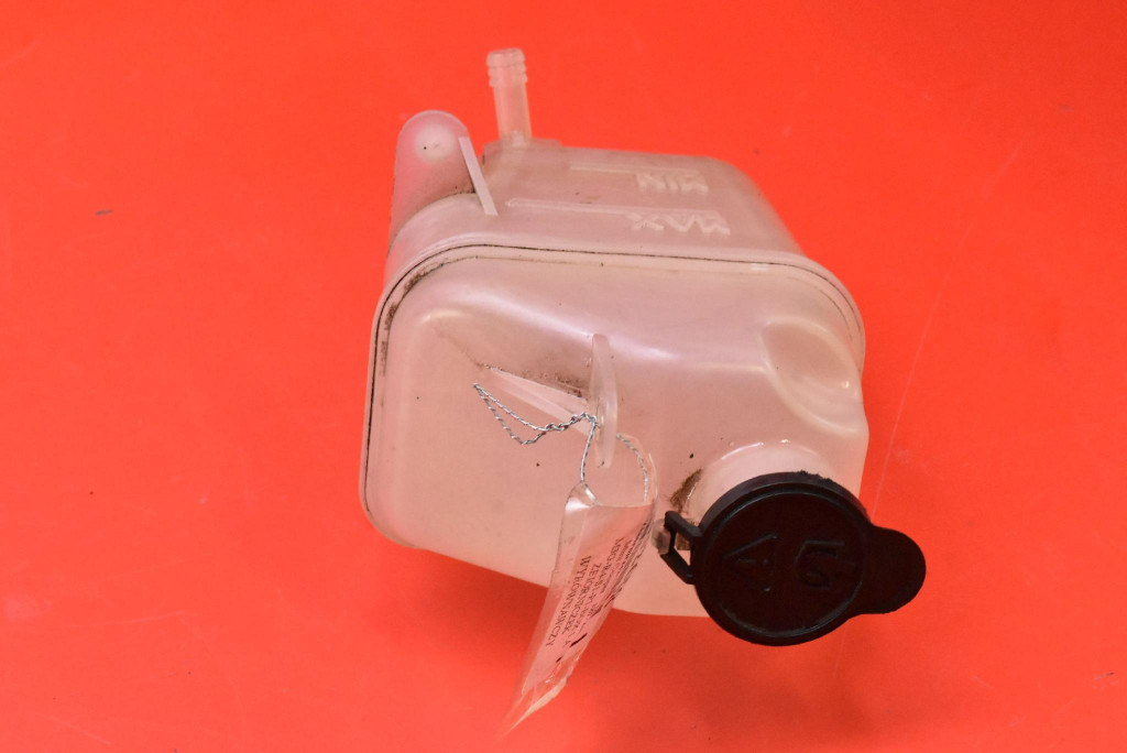 Бачок расширительный 7509071 mini cooper r50 1.6 16v 116 km 01-04 в Украине