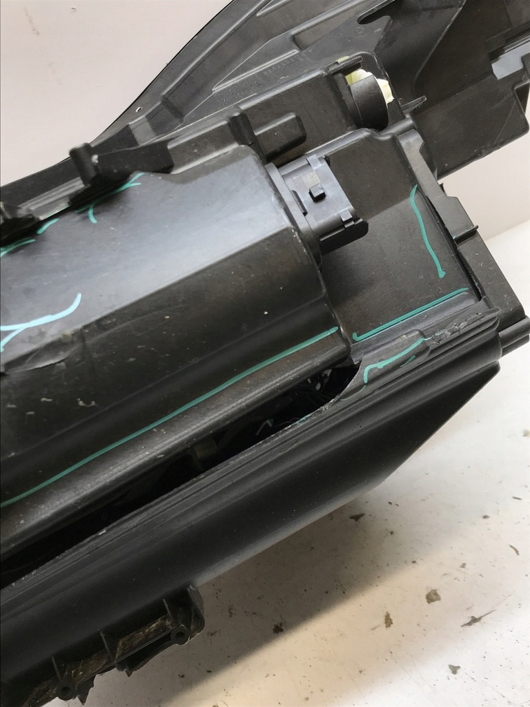 фото №12, Лампа перед правая renault captur ii 260108850r