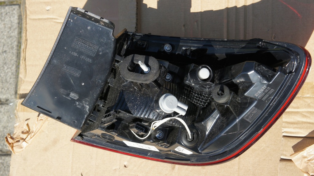 фото №4, Задняя левая правая лампа renault clio v 5 led