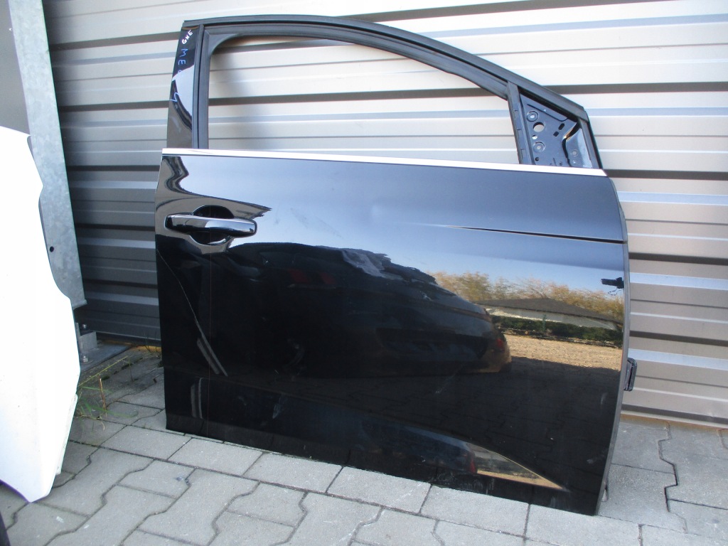 фото №1, Megane iv 4 двері праве передні перед задні задня tegne gne чорні