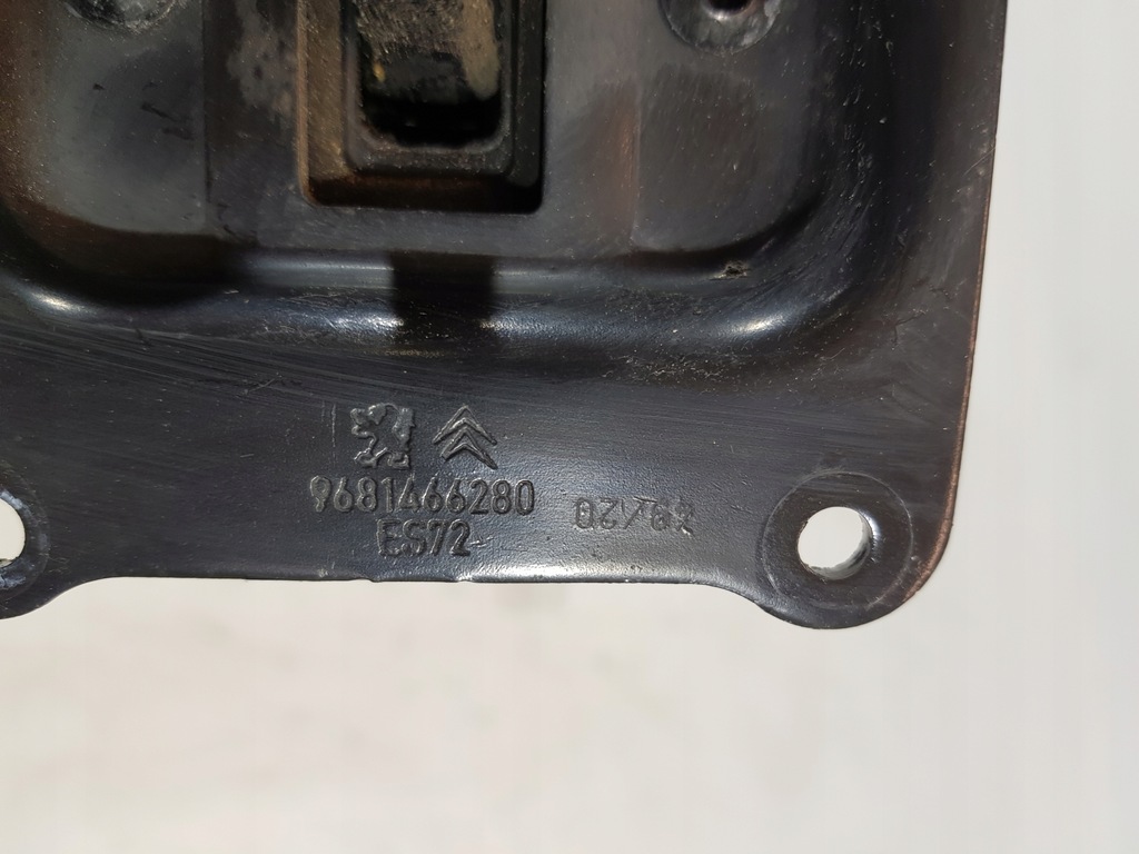 фото №9, Ограничитель дверь распашных левый правый 9681466280 opel combo e 21r eu