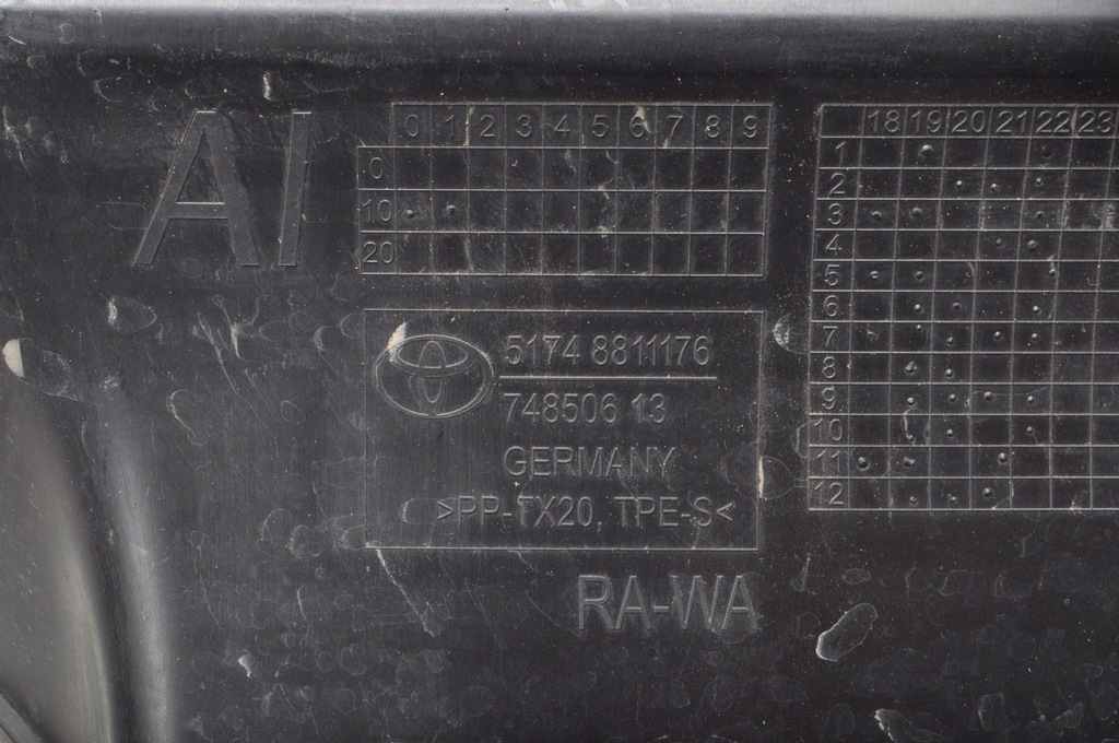 фото №7, Toyota supra mk5 3.0 воздуховод воздуха ловушка 23r 8811176