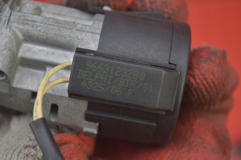 фото №7, Замок запалювання ключ n0502455 peugeot 407 1.6 hdi 109 km 04-10