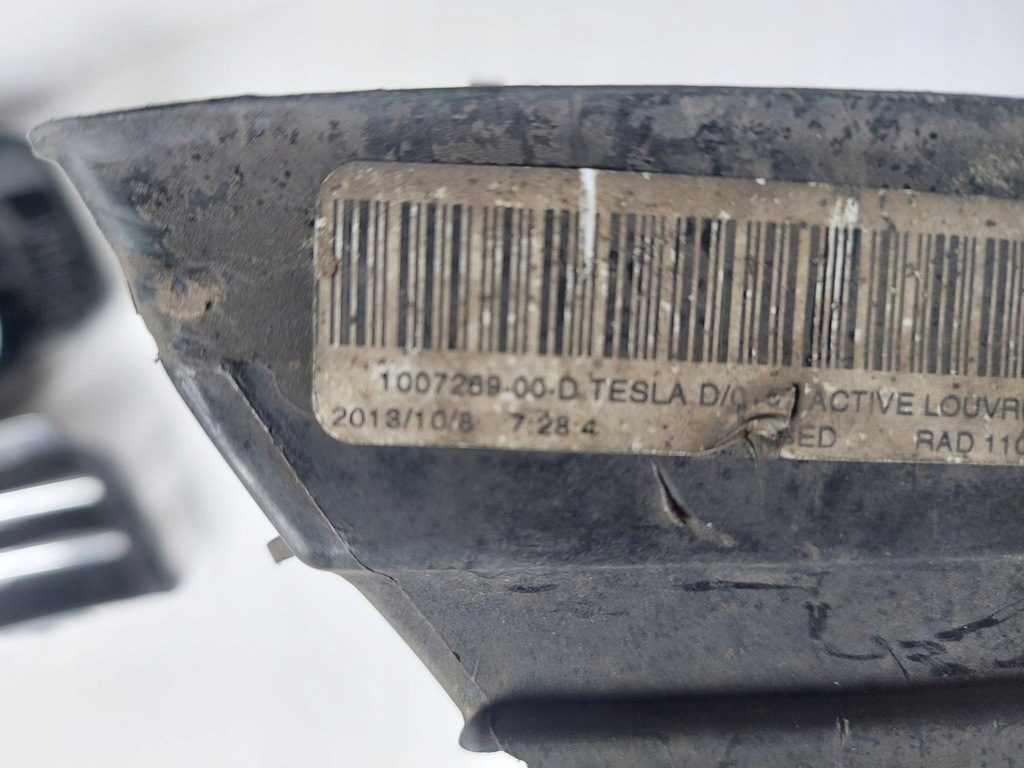 фото №6, Tesla model s 13- решітка жалюзі бампера права