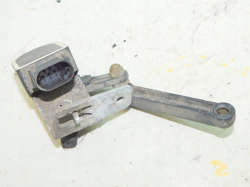 фото №7, Bmw f10 f11 2.0 d 2011r датчик вирівнювання задня