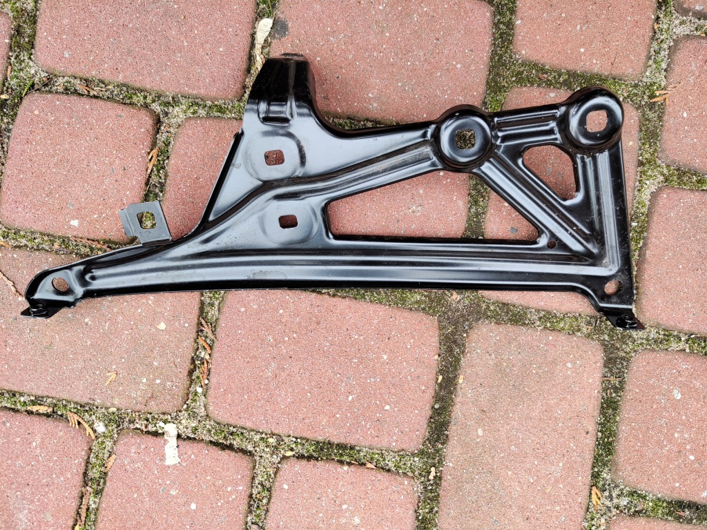 Bmw x1 f48 балка підсилювач бампера перед Недорого