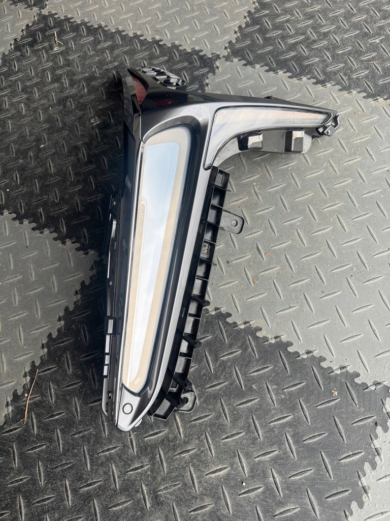 фото №1, Оригінальний номер lexus lc500 лампа задня права задня оригінал lc 500 h idealna lexus