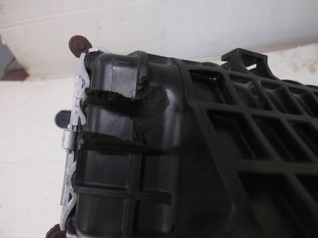 Интеркулер радиатор воздуха porsche cayenne 9y 4m0145804 br в Украине