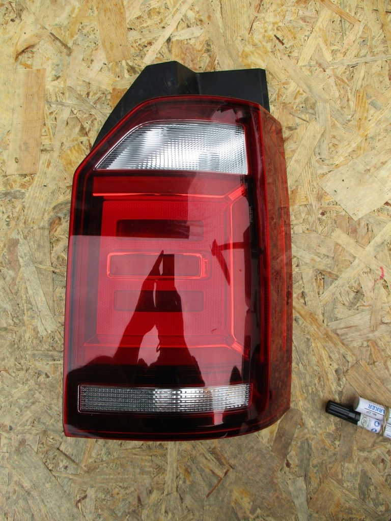 фото №1, Vw t6 лампа led задняя правая 7e0945206f