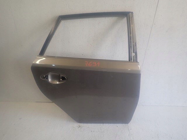 фото №1, Дверь правое задние задняя toyota auris 2 ii hb 2012-