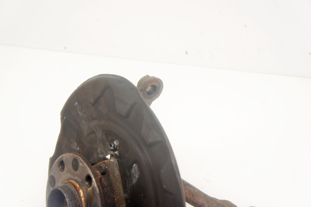 фото №5, Nz284 skoda octavia iii 1.4i поворотный кулак правый перед