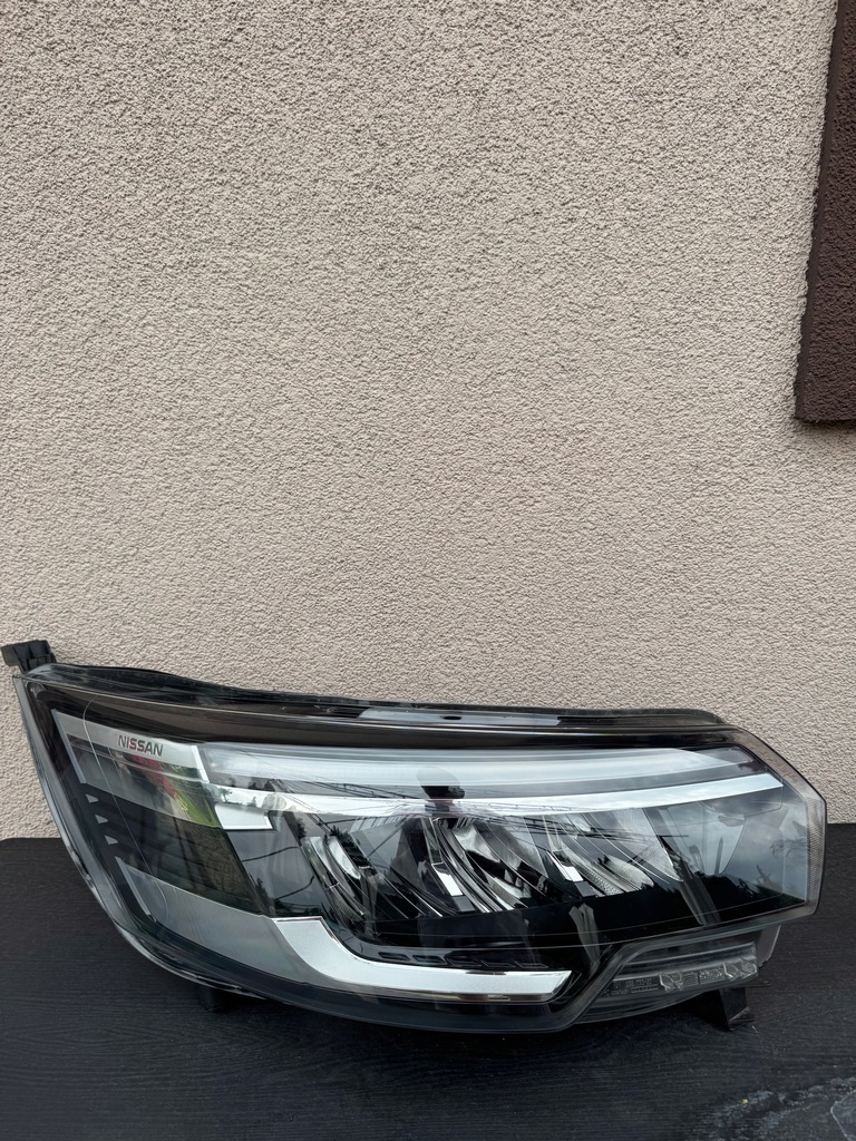фото №1, Лампа права передня nissan nv300 primaster full led 260105974r
