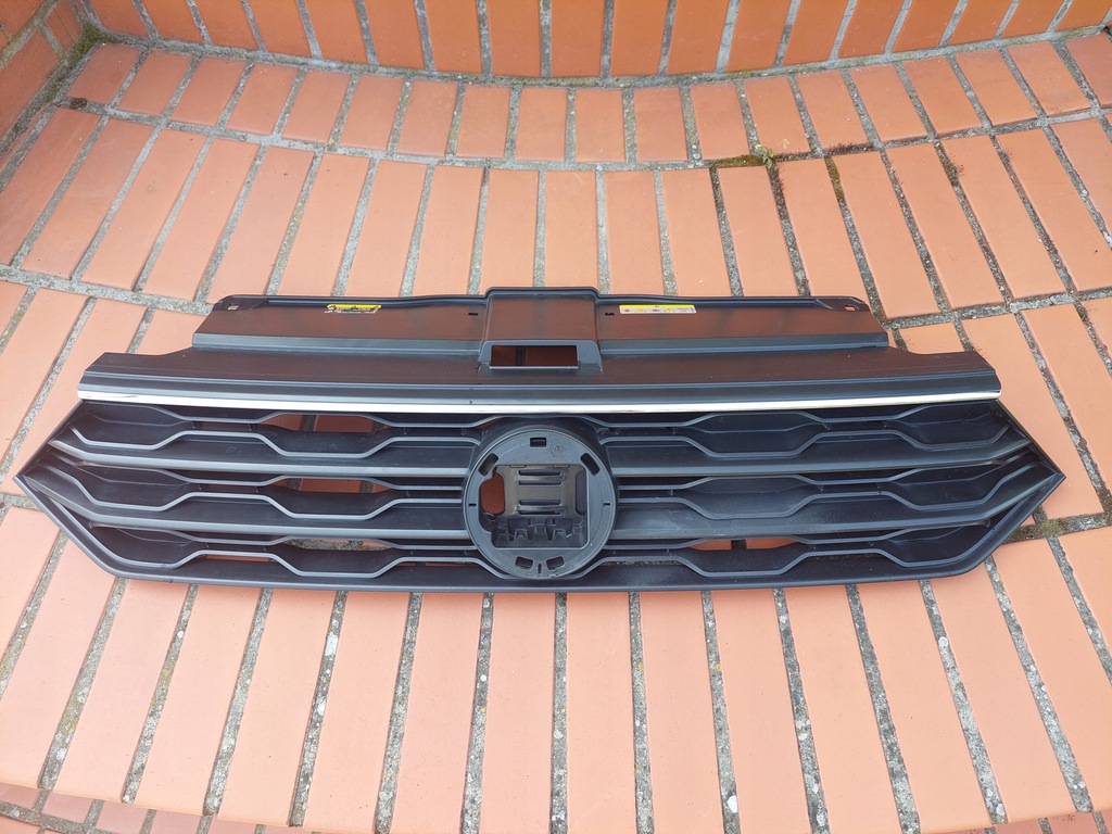 фото №1, Volkswagen t-roc 17- решётка радиатора решётка радиатора решётка оригинал