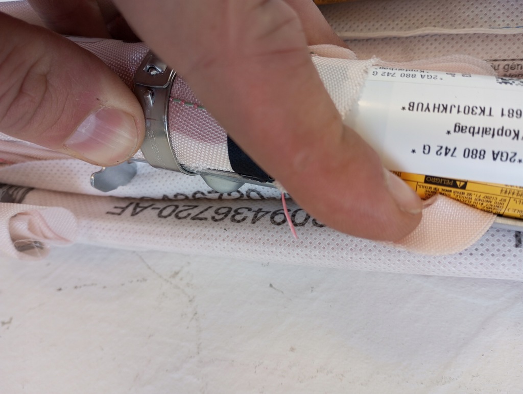 фото №7, Шторка безопасности шторки безопасности vw t-roc 2ga 2ga880741g 2ga880742g nowa