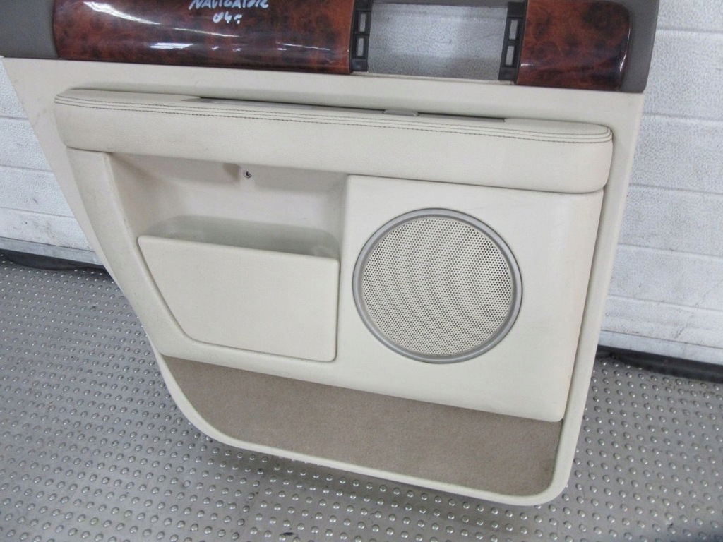 фото №12, Lincoln navigator ii 2004 обшивка дверь задняя