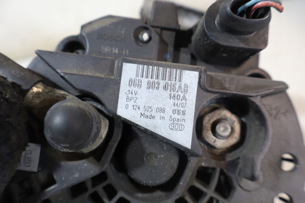 фото №4, Генератор audi a4 b7 2.0