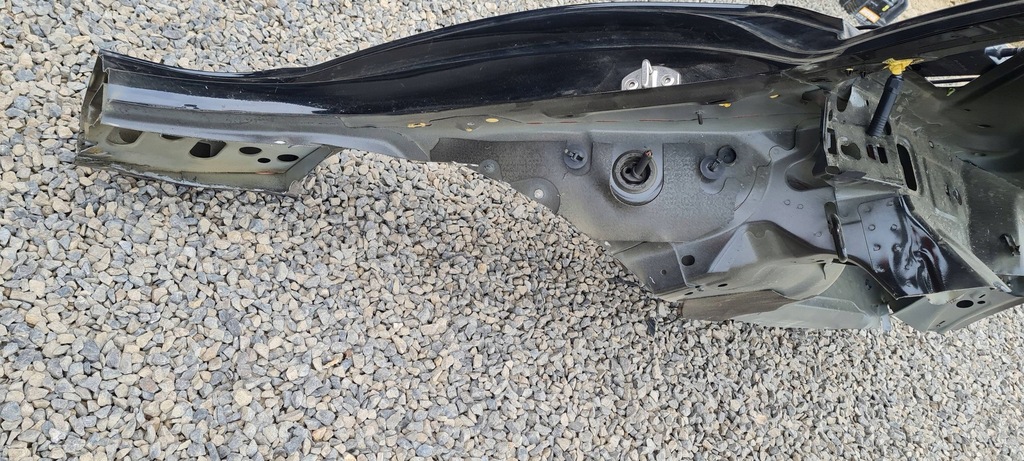 фото №12, A4 b9 8w крыло четверть правая правый задняя czarna sedan sline ly9t