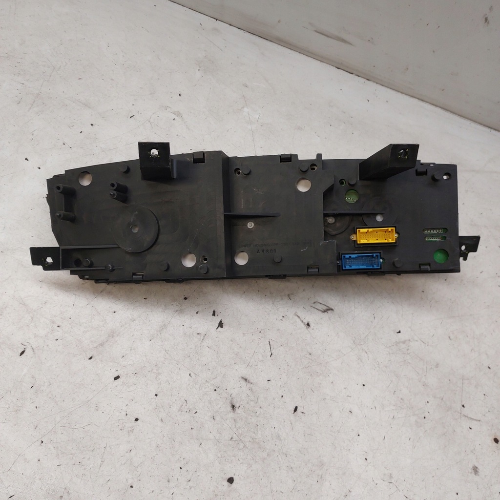 фото №7, Nissan primera p12 2,0b счетчик приборы europa