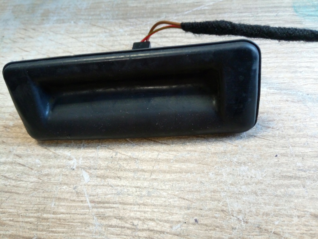 фото №2, Ручка крышки микровыключатель skoda fabia ii rapid superb ii oryg.