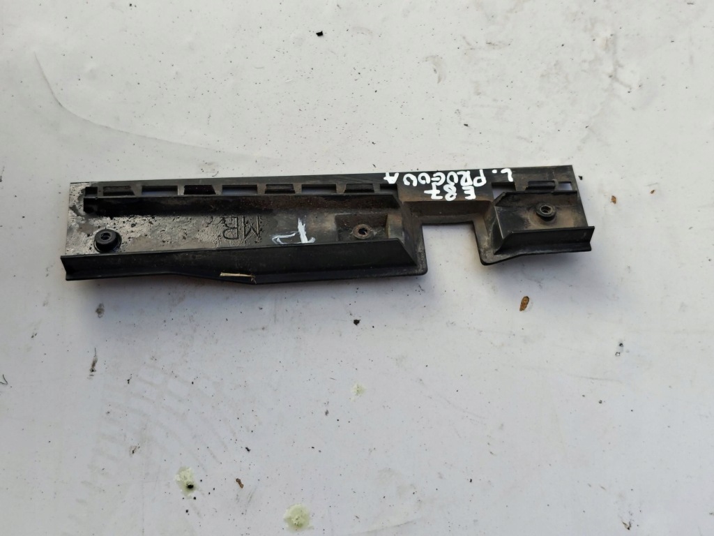 фото №1, Направляющая пороговый правый bmw seria 1 i e87