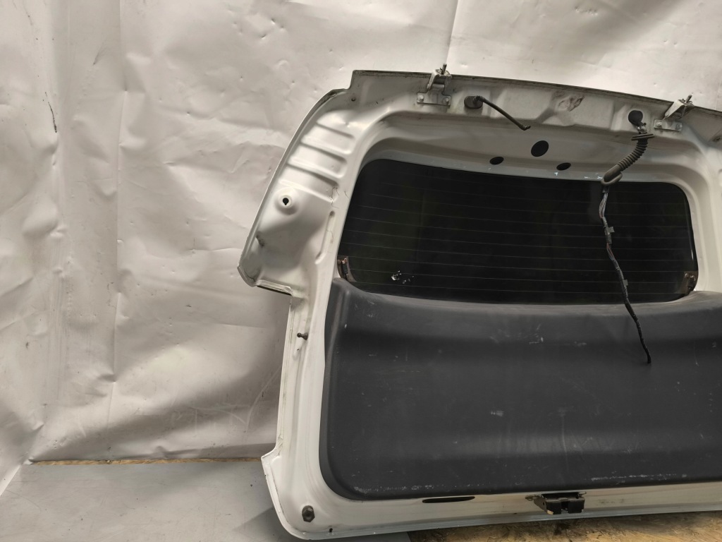 Купити Кришка багажника задні задня mitsubishi colt vi z30 рестайлінг  5d 08-12 європа
