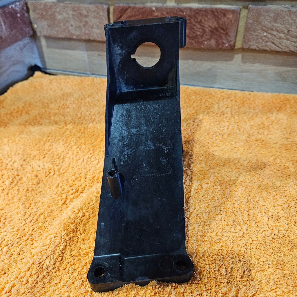 фото №5, Кронштейн радиатора радиатора 4ko