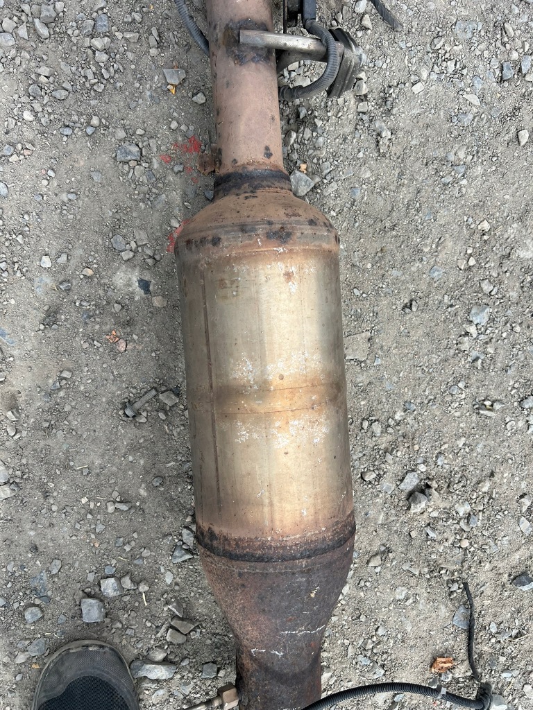 фото №5, Выхлоп гаситель mercedes v klasa w447 a4474900201