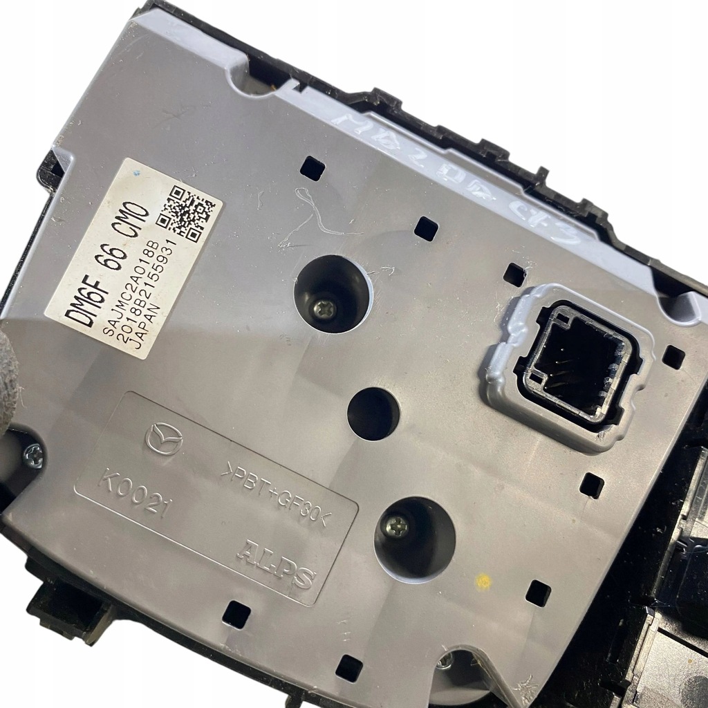 фото №11, Mazda cx-3 2019 панелі керування, перемикачі