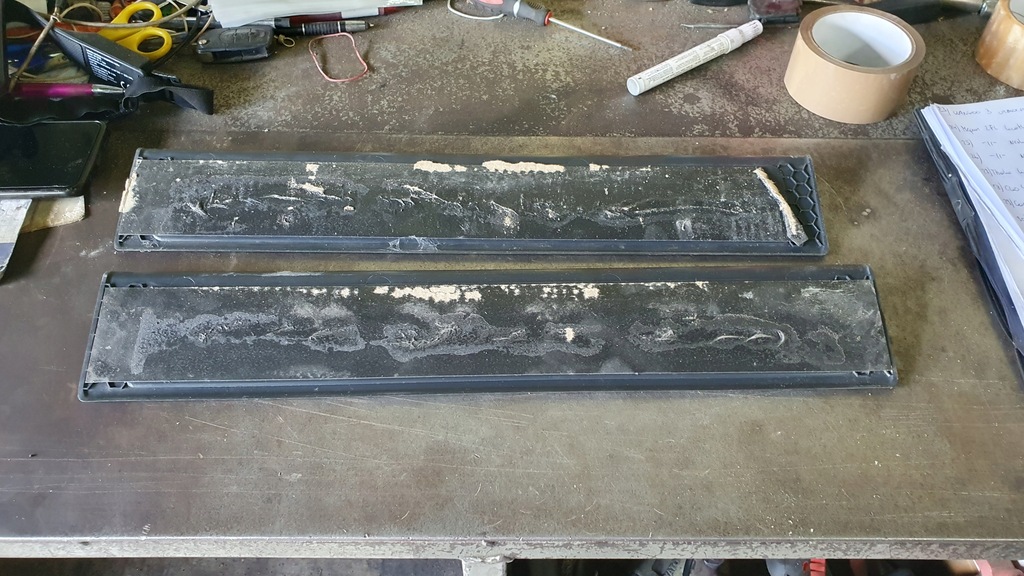 фото №4, Renault clio iii 5 дверь - накладка молдинг na порог