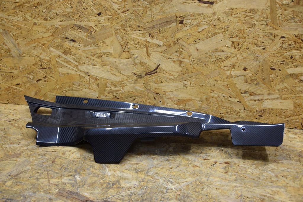 фото №10, Защита двигателя левая 4s8863081c правая 4s8863082a карбон audi r8 4s ii 16-