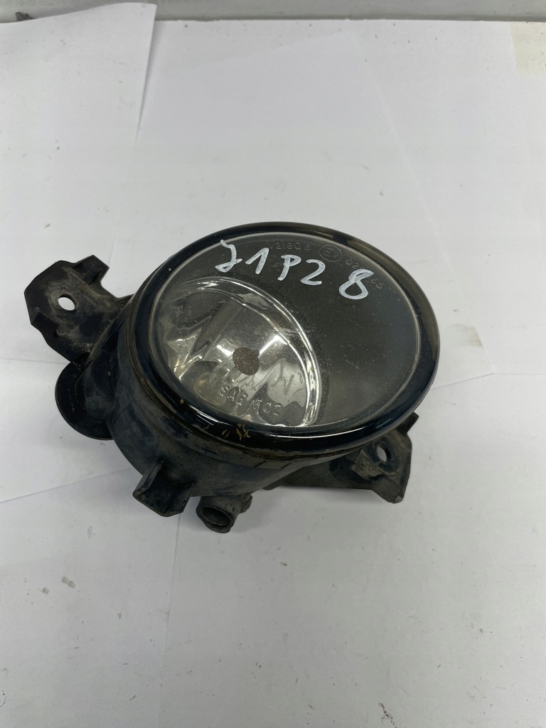 фото №1, Противотуманная фара renault оригинальный номер 8200002470