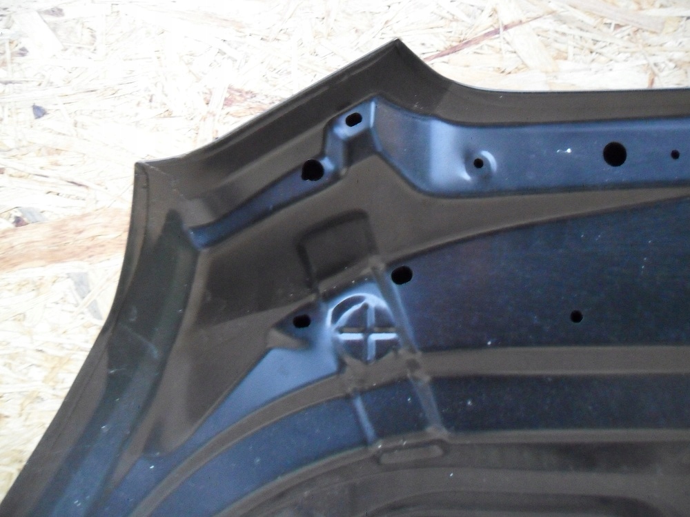 фото №10, Kia carens un 2006- капот