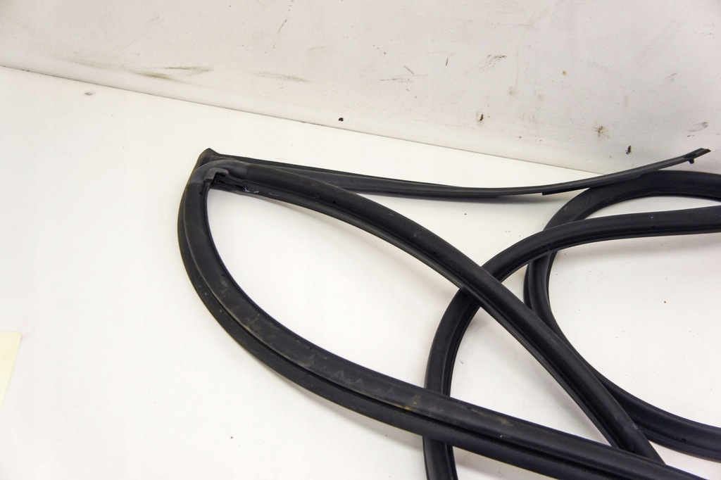 фото №5, Oj169 hyundai i20 iii прокладка двері лівий задня