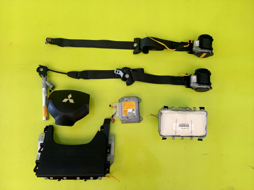 фото №1, Подушка подушки безопасности подушка безопасности ремни mitsubishi asx 12r