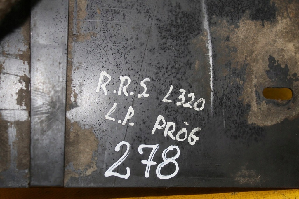 фото №10, Накладка порог левый перед range sport l320