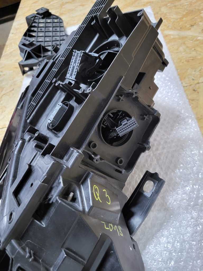 фото №11, Audi q3 q-3 8u0 lift full led лампа передняя перед левая