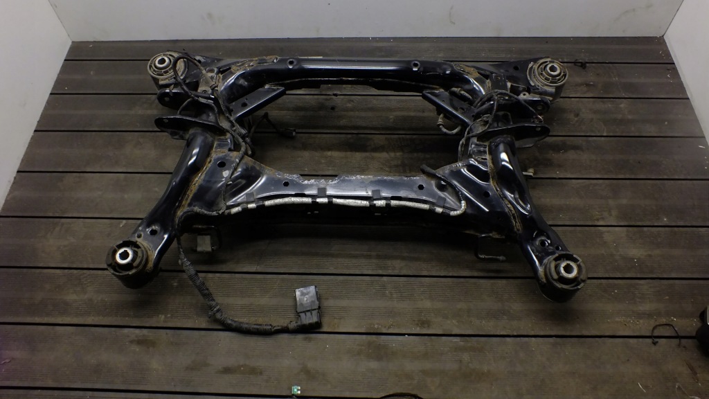 фото №1, Jaguar f pace подрамник подрамник задняя 2.0 d