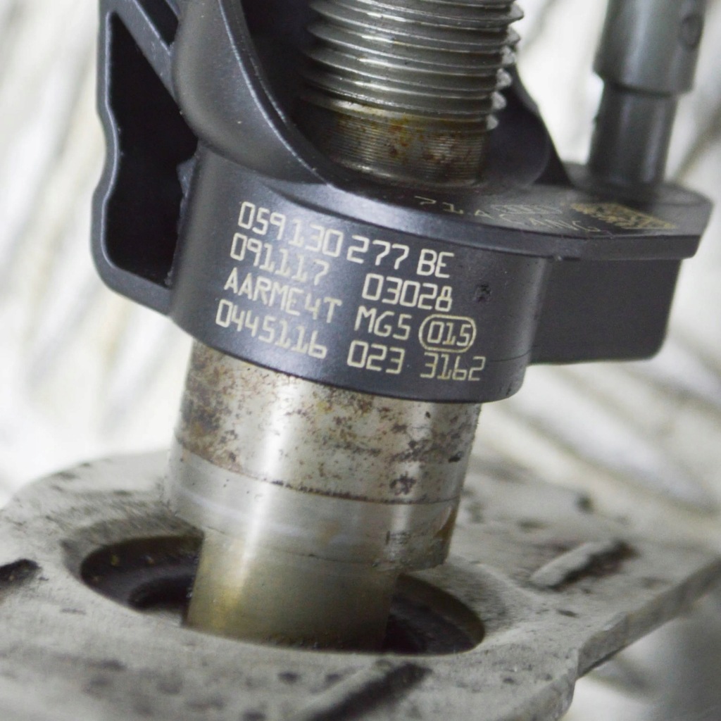 фото №7, Audi q7 4l 2010 форсунка пального