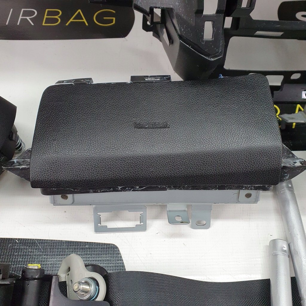 фото №7, Rogue приборная панель консоль подушки безопасности ремни подушка безопасности