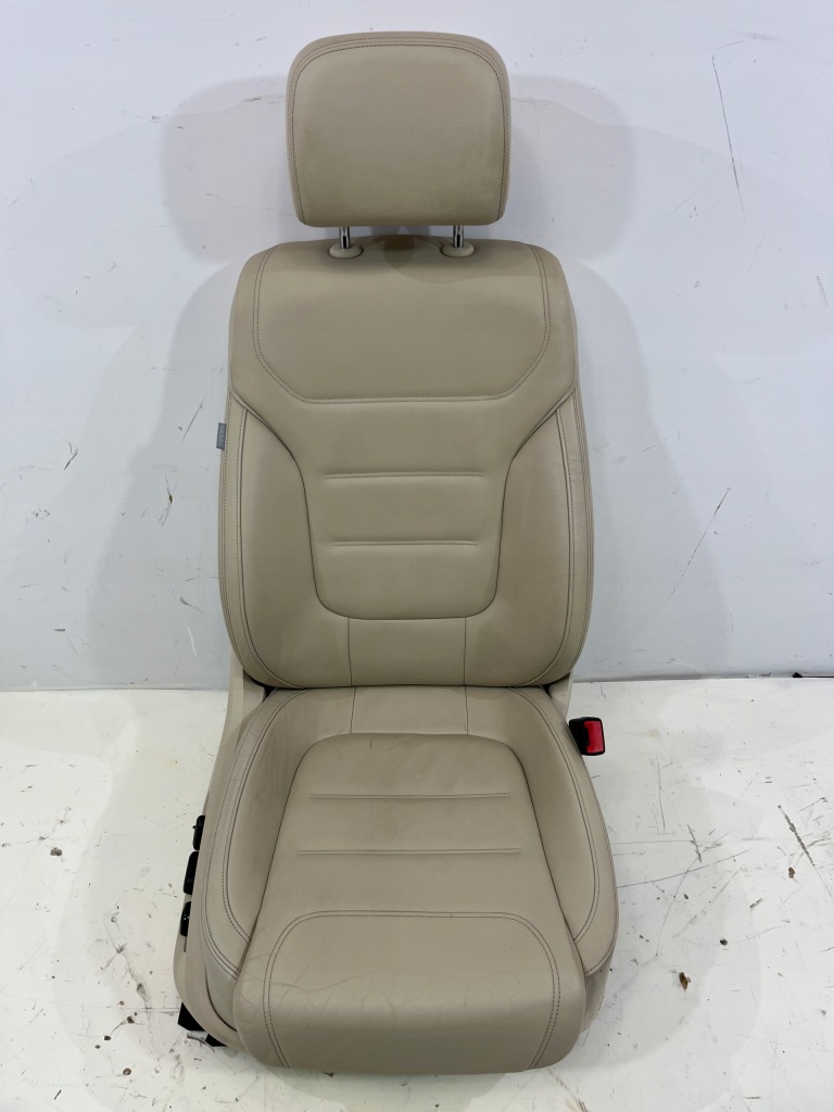 фото №1, Сиденье правый пассажир vw touareg 7p кожа elektyk