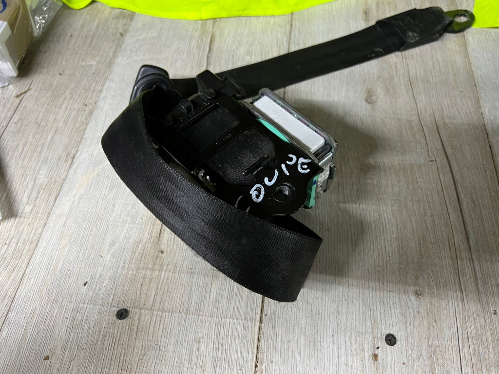 фото №2, Audi a5 8t натягувач лівий правий поперечина bezp kpl