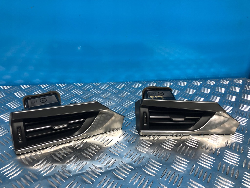 фото №1, Toyota avensis t29 ліва решітка обдув dekor