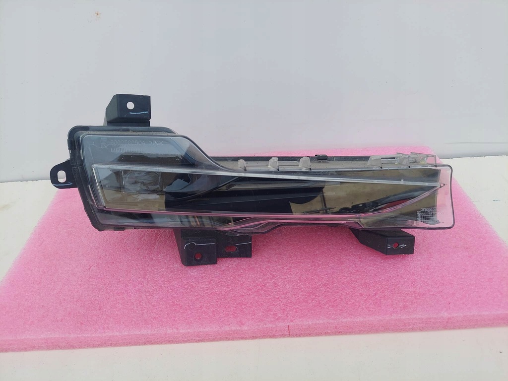 фото №1, Tesla model 3 протитуманна фара led drl правий