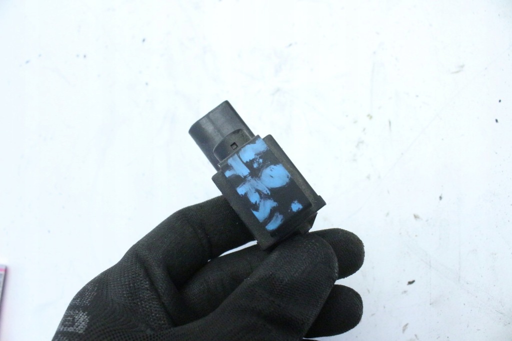 Клапан вакууму 037906283c audi a4 2.0 tfsi в Україні