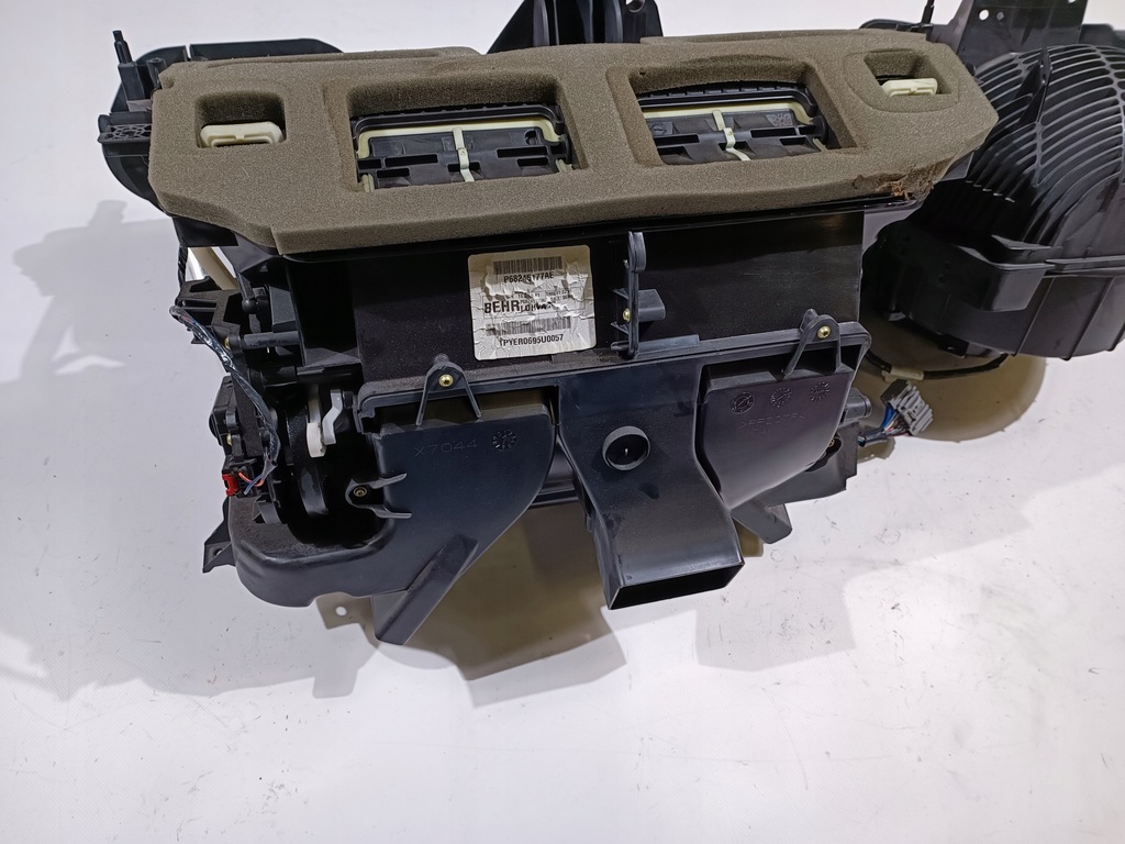 фото №5, Отопитель комплектная dodge challenger 2015-