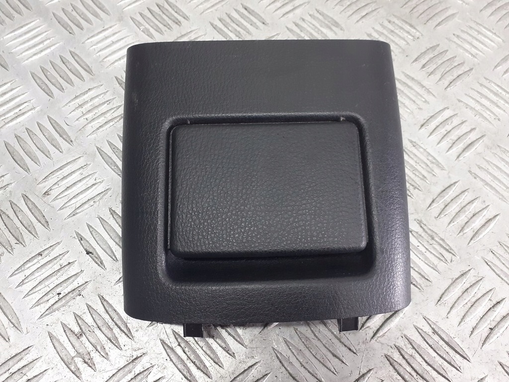 фото №1, Попільничка задня mazda 6